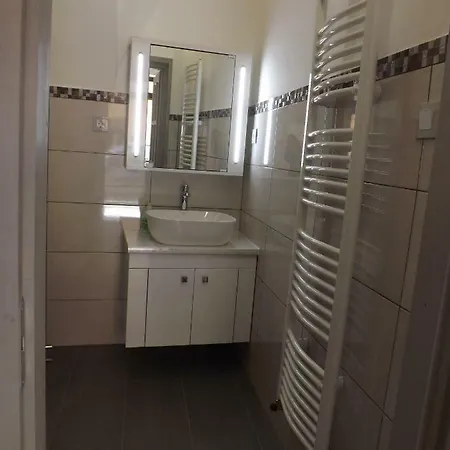 Korvin Apartman * Pápa